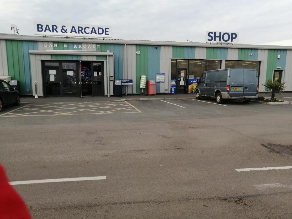 617 seawick Hotel Jaywick Sands Luaran gambar